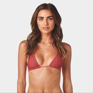 ACACIA Humuhumu Crochet top in Lychee